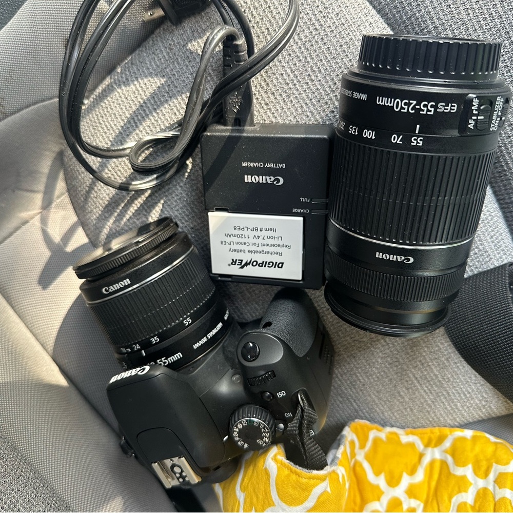 Canon Black Digital Camera with Versatile Lenses